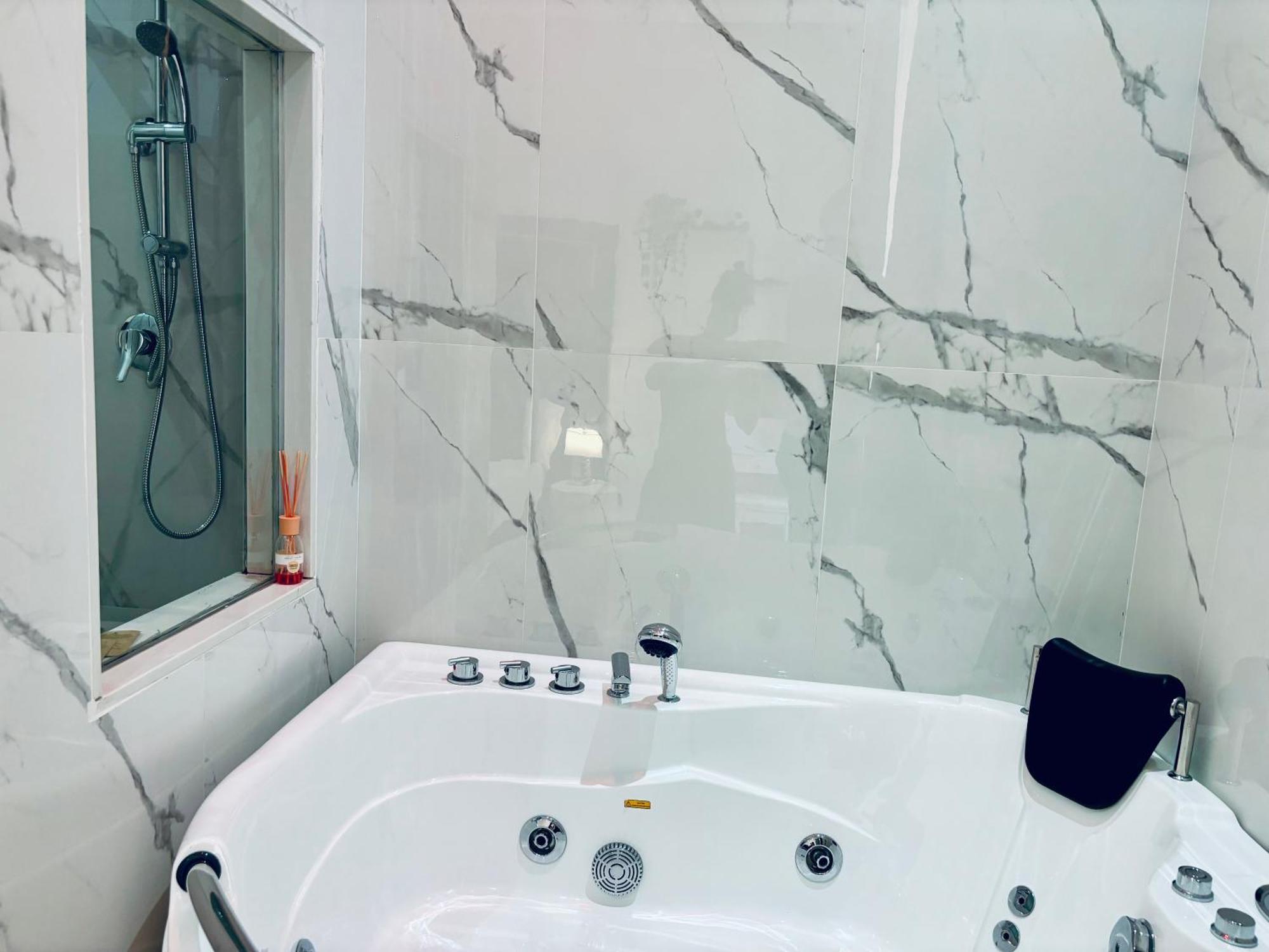Matriosca Suites Rzym Zewnętrze zdjęcie
